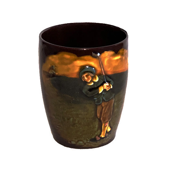 Cup Golf Scene