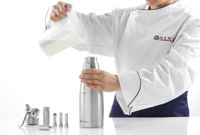 Hendi Slagroomspuit RVS 1 Liter + Slagroompatronen 10 Stuks