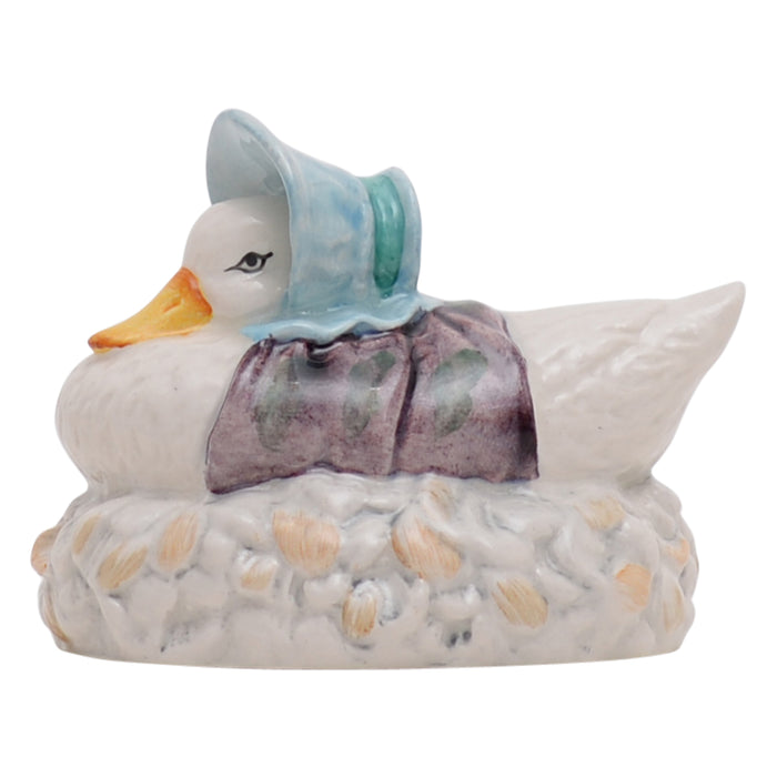 Jemima Puddle Duck Made a Feather Nest