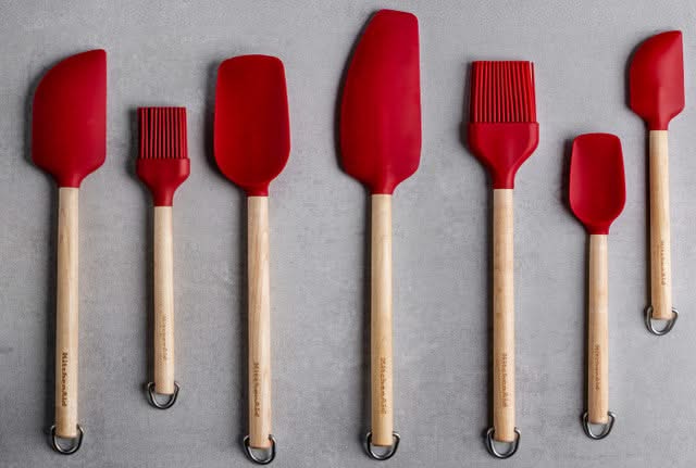 KitchenAid Roerlepel Core Keizerrood / Berkenhout 31 cm