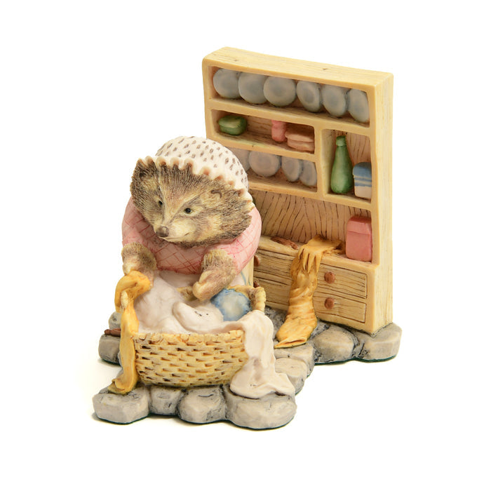 Mrs Tiggywinkle wolf animal sculpture