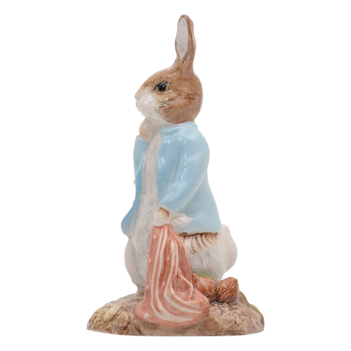 Peter& Red Pocket Handckerchief bunny sculpture