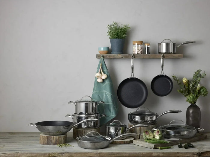 SCANPAN Hapjespan / Sauteerpan met deksel HaptIQ ø 28cm / 2.5 liter - geschikt voor alle warmtebronnen - standaard anti-aanbaklaag